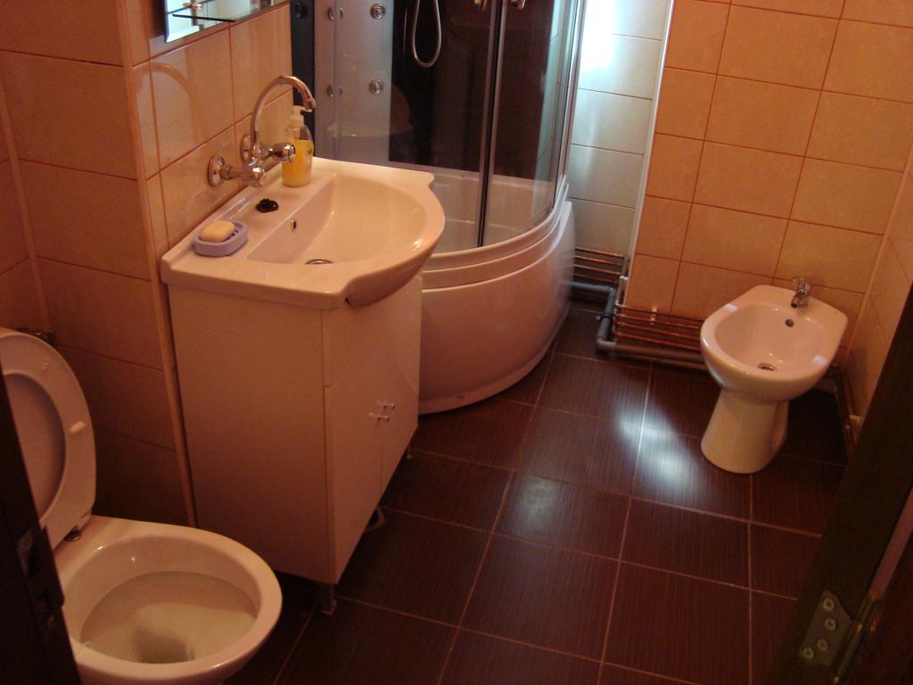 Apartamentul Republicii Алба-Юлия Экстерьер фото